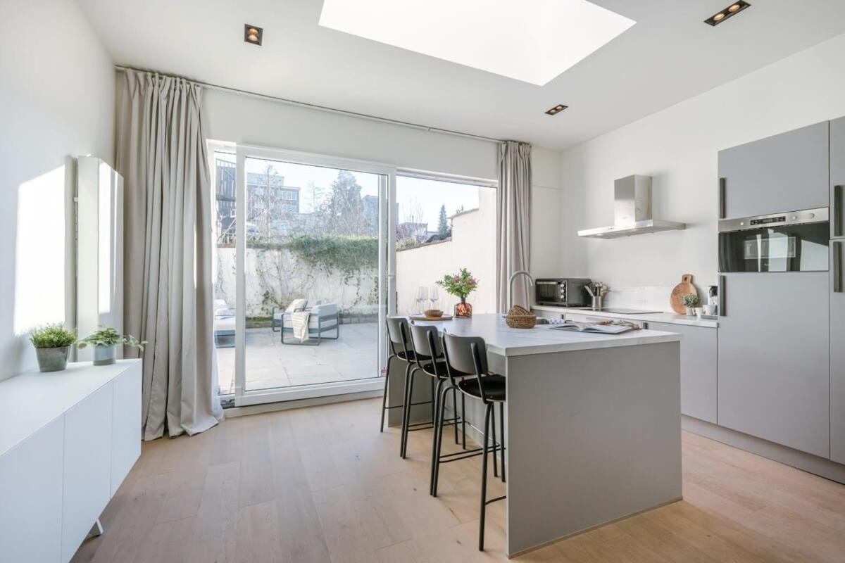 House With Large And Sunny Terrace Villa Anvers Exterior foto